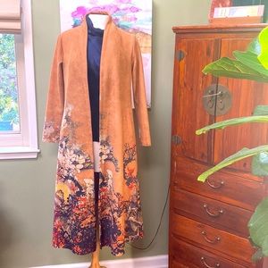 Microsuede duster - floral and animal print. Unique & fabulous! - EUC Size L